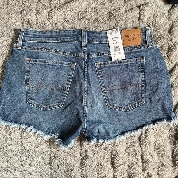 NWT Levi’s Denizen High Rise Shorts - Picture 1 of 2